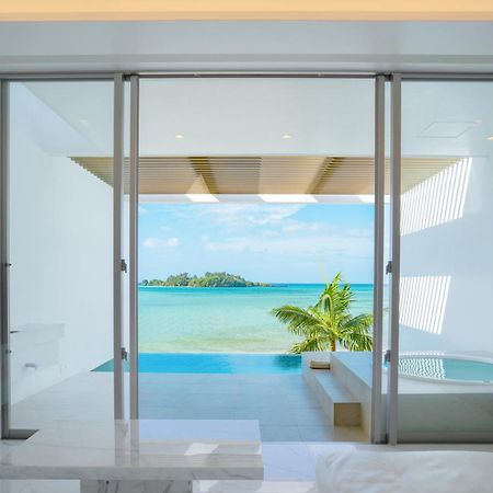 Villa Valiosa On The Beach 온나 외부 사진